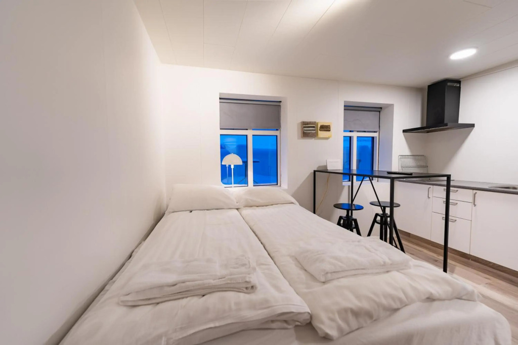 Central and cosy studio apartment with free parking