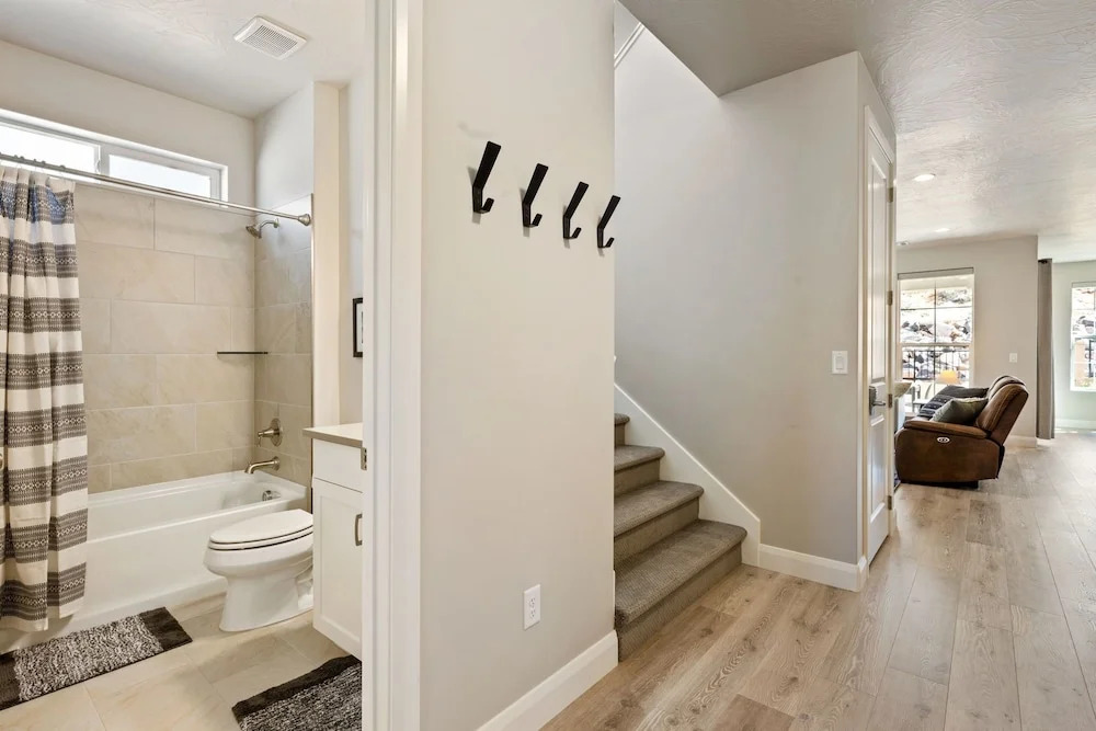 Sunnyside Retreat at Escondido townhouse