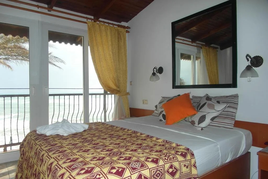 Beach House Hotel