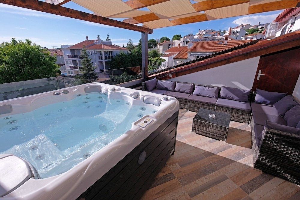 Penthouse Stella