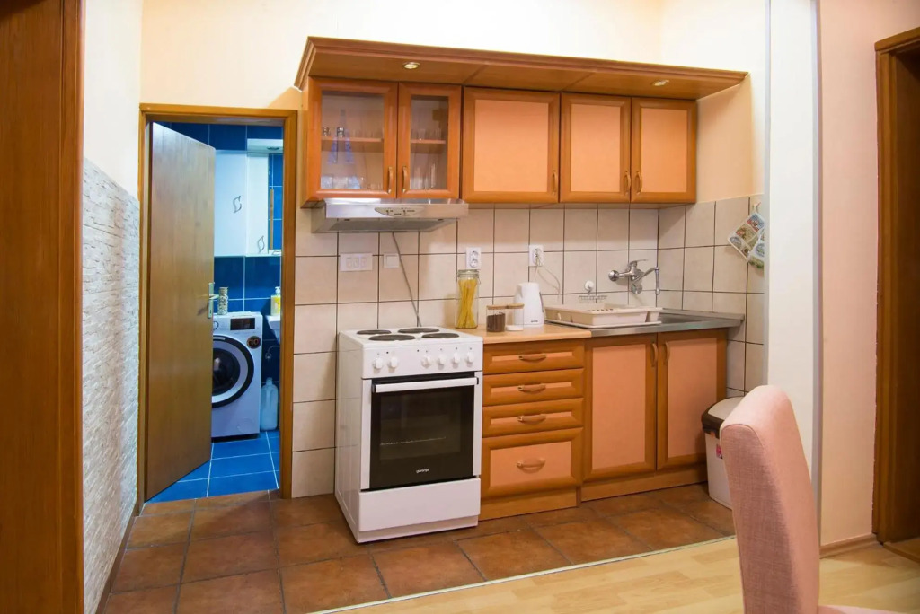Sasa House