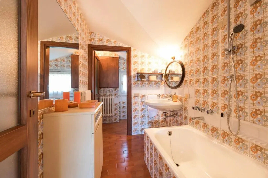 Maison Jaune by Wonderful Italy