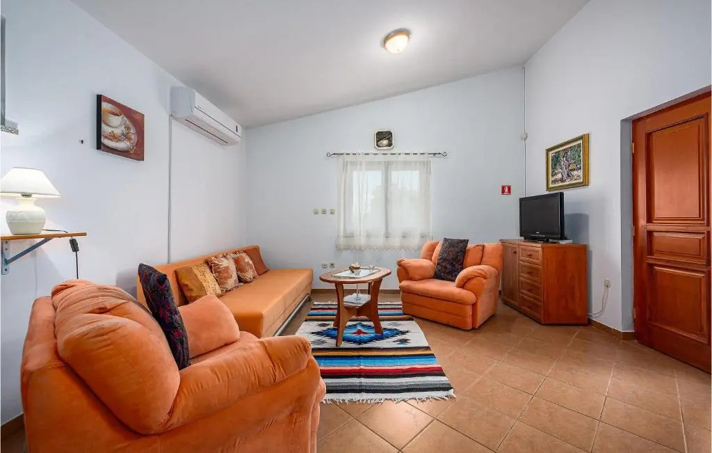 Beautiful Home In Pula