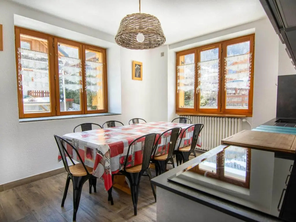 Appartement 3 pièces Sud-Est pour 6-8 personnes avec Wifi - FR-1-263-82