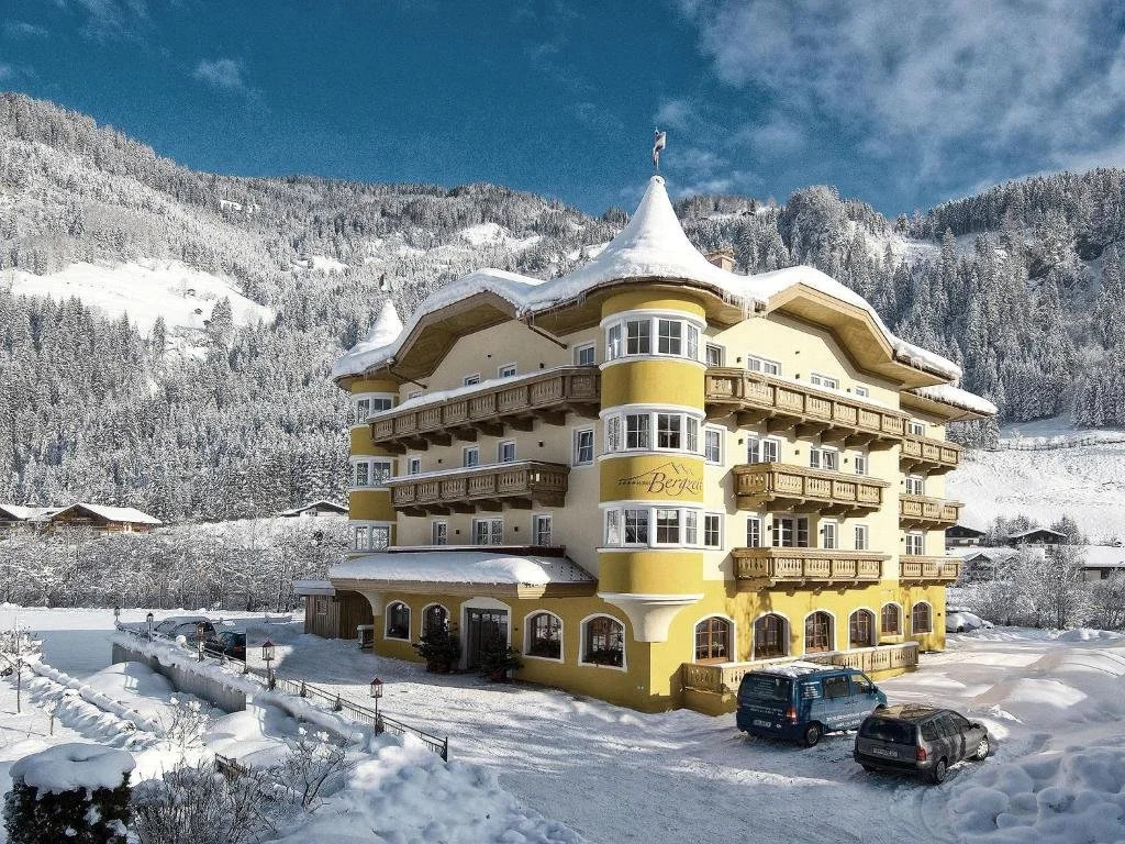 Hotel Bergzeit