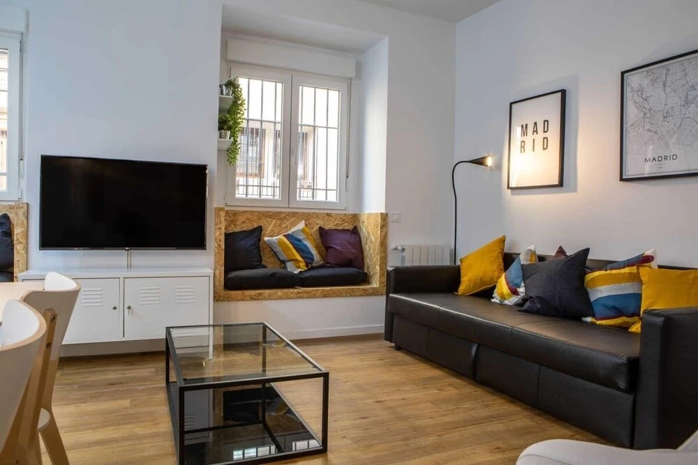 Charming & Modern 2bed in Madrid's City Center