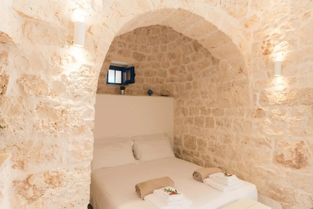 Trulli Scacciapensieri con Piscina