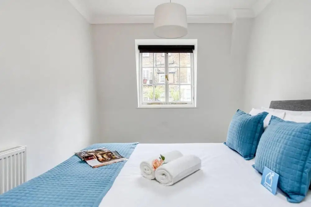 Bright and Cosy 3BR Mews House