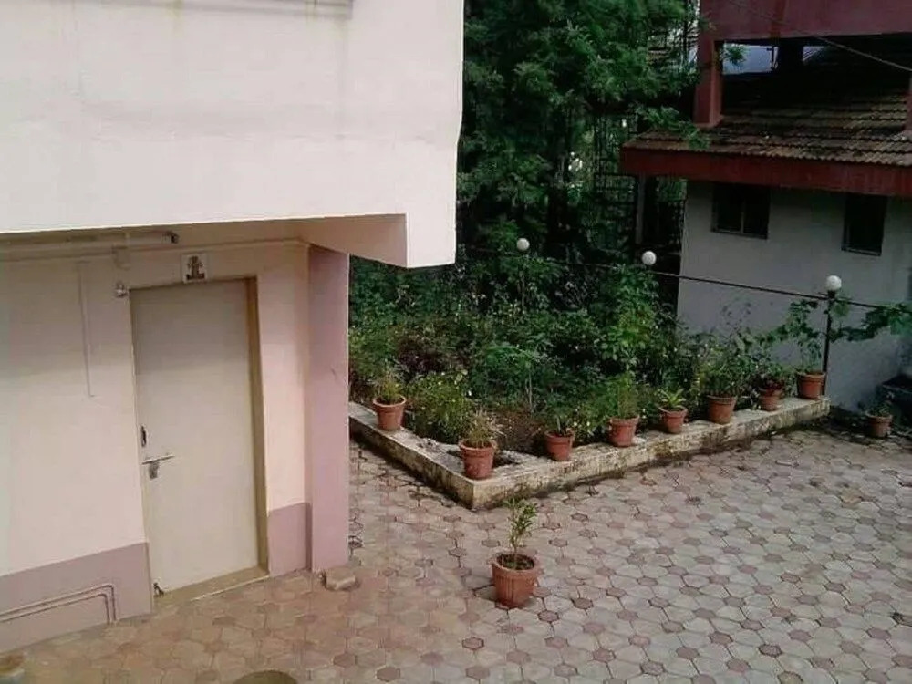 Shantikunj Baungalow