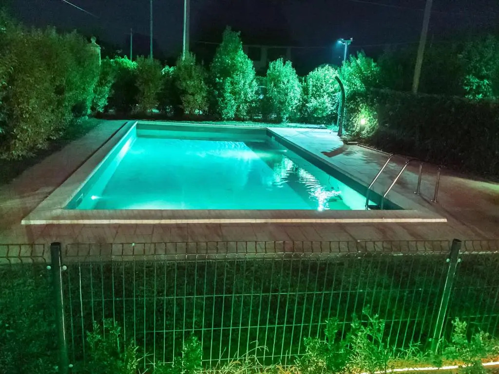 Apartment Charme and Relax with Garden and Swimming Pool - 4 Guests