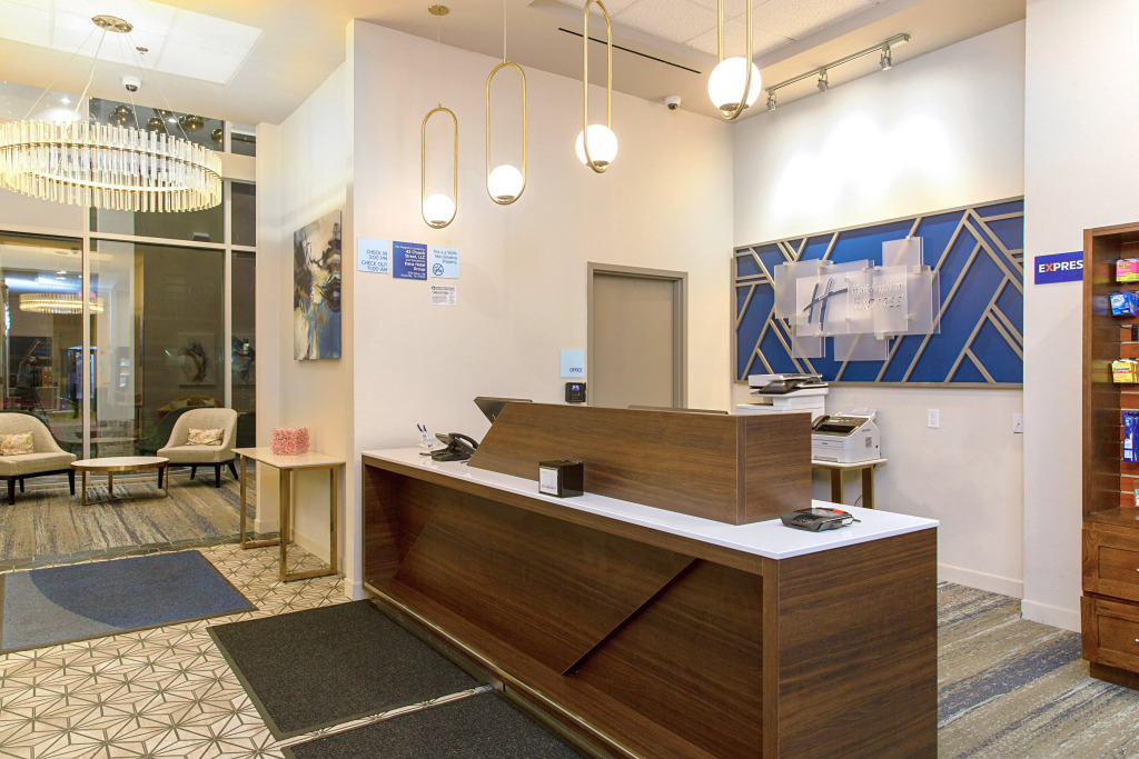 Holiday Inn Express - New Rochelle by IHG