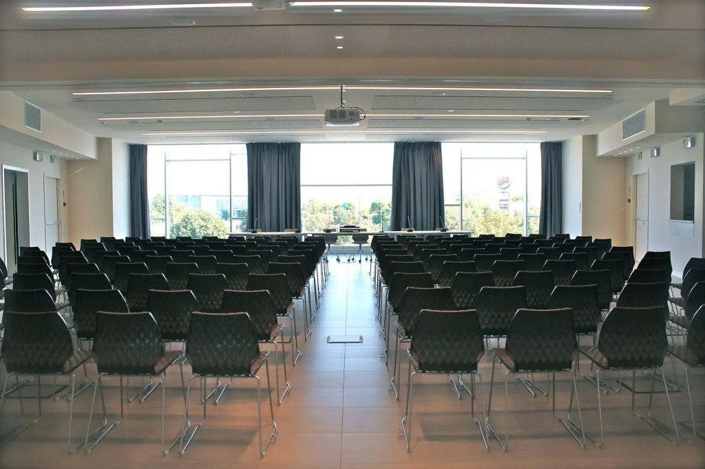 Tag Hotel