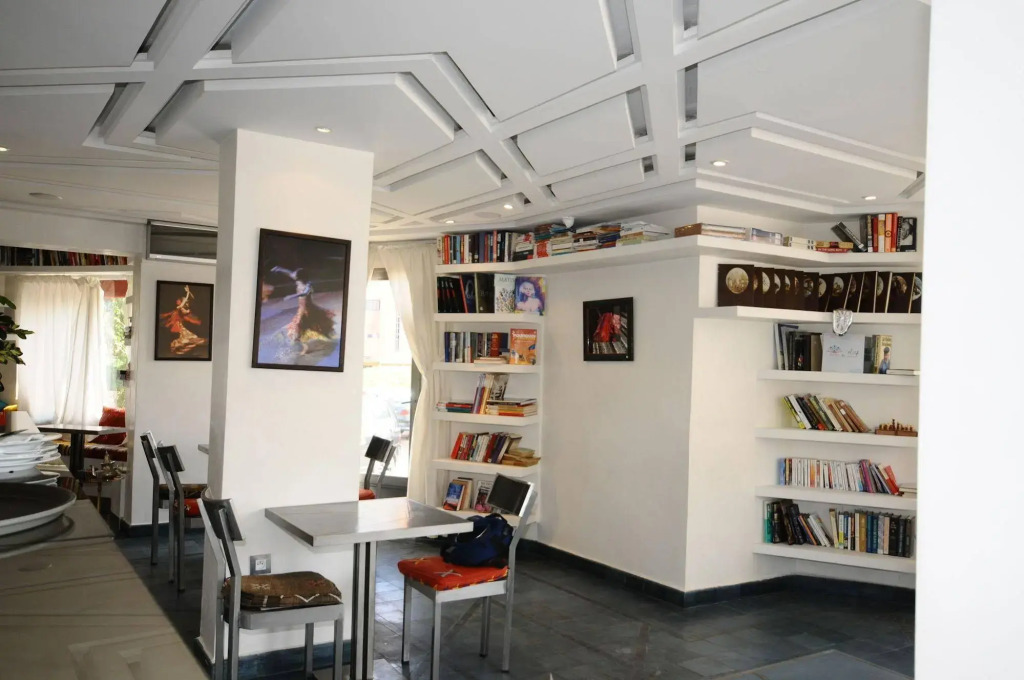 Amani Hotel Suites & Spa