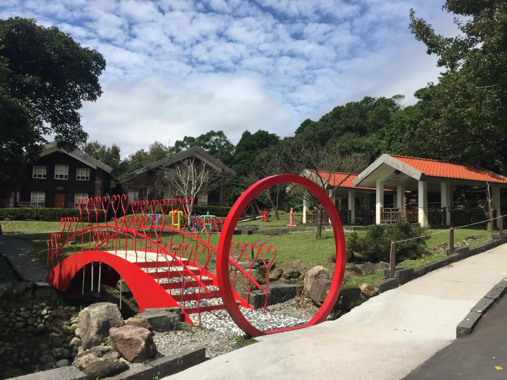 Yanmin Hot Spring Resort