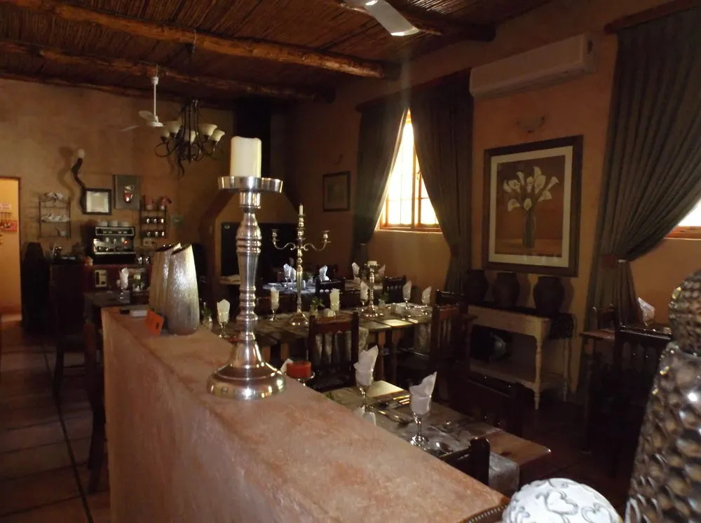 Old Mill Lodge, Seasonal Working Ostrich Farm & Restaurant, Oudtshoorn