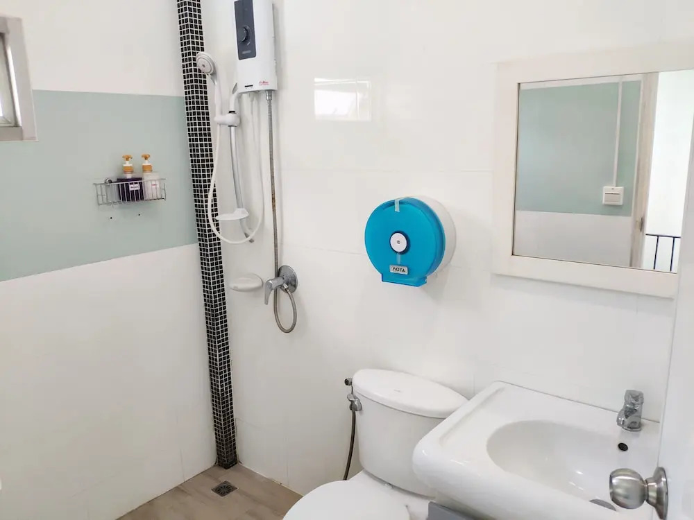 Ninety 9 Hostel