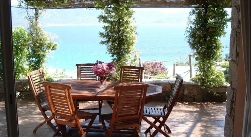 Villa dOrtoli 1