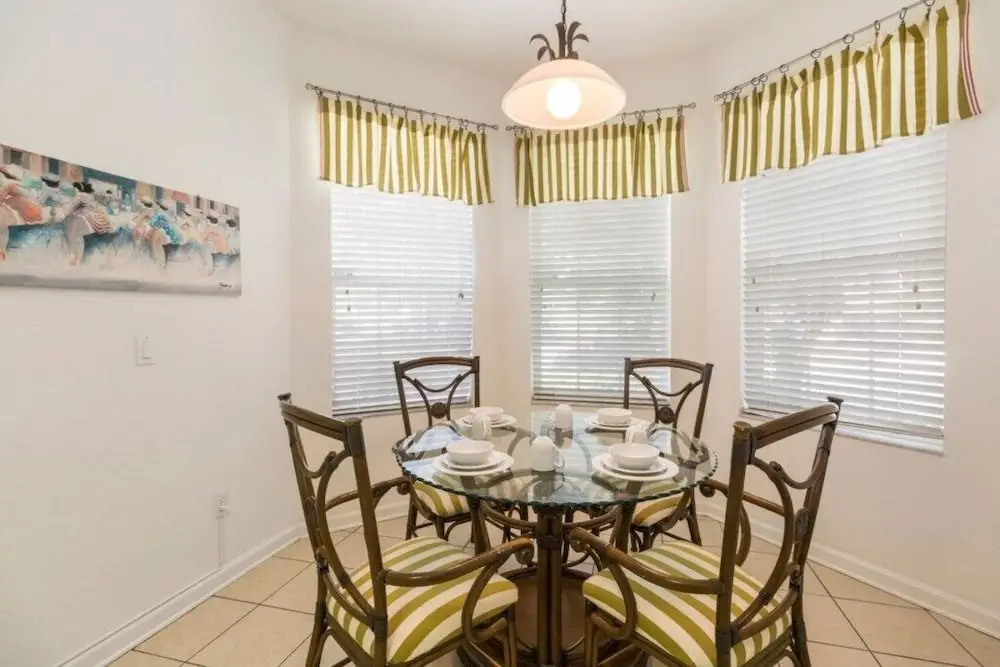 SVV 033 - Lakeside Escape 5 Bed Pool Home