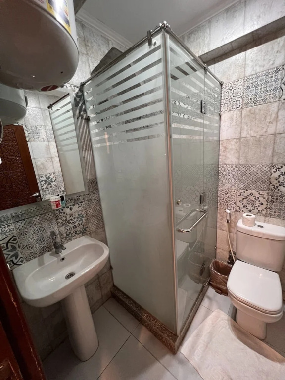 Pyramids Palace view inn With Rooftop Access & free airport pickup
