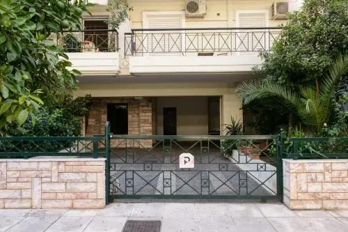 Apartment & Parking 100m Kerameikos Metro