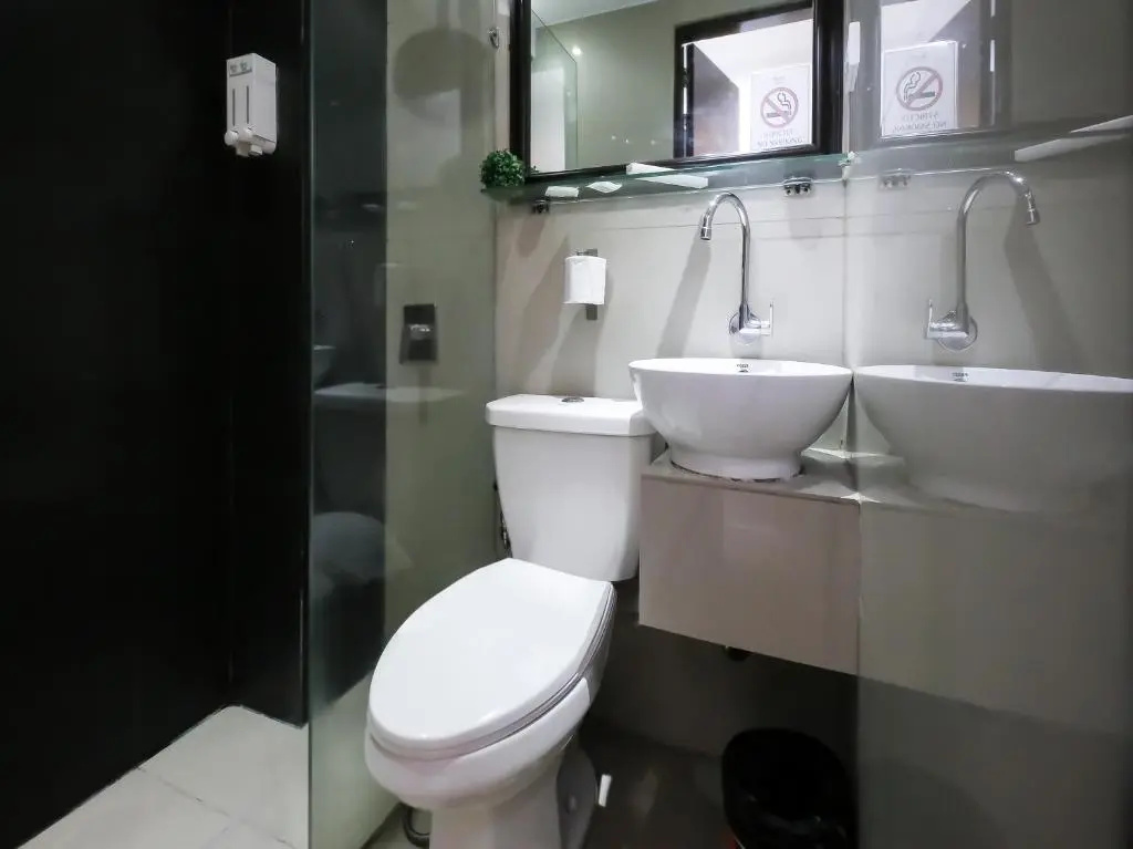 Nest Nano Suites Poblacion - Makati
