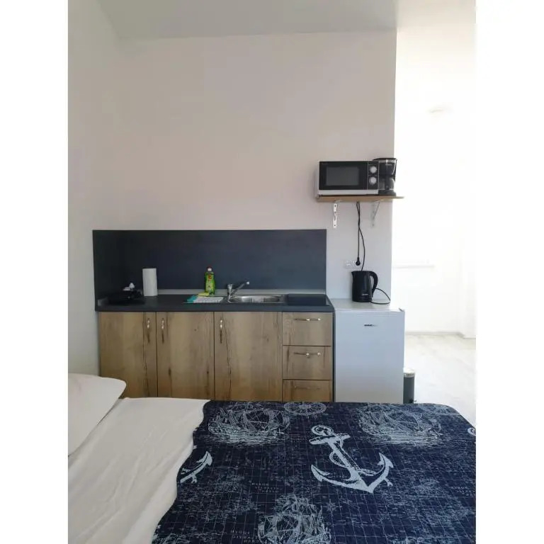 Apartment Mate4