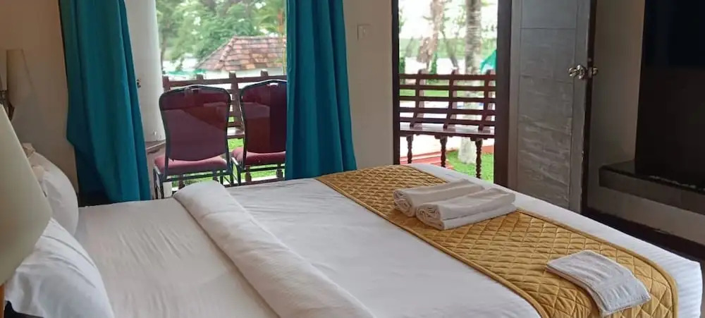 Goldfield Club & Lake Resort, Kumarakom