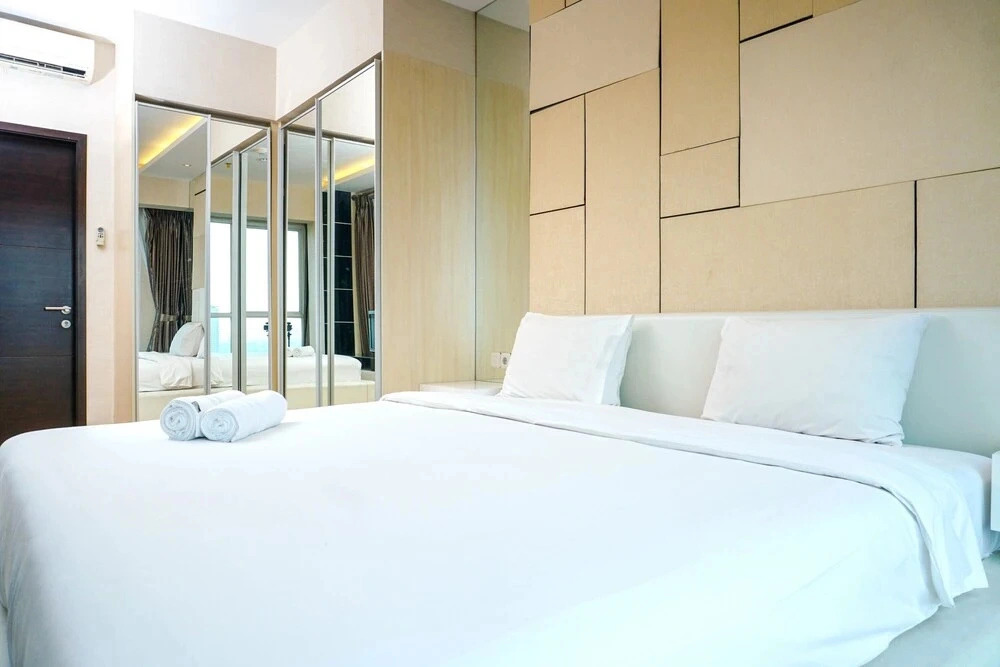 Comfy Luxurious 3BR Gandaria Heights Apartment