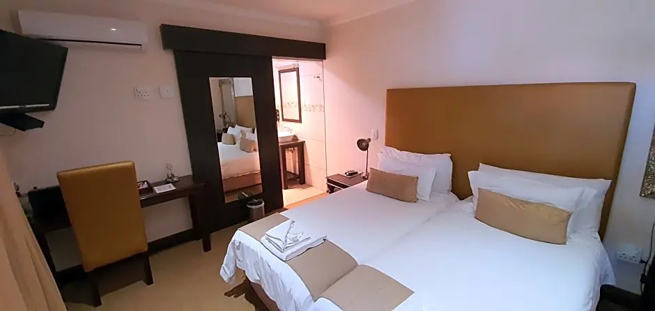 Acacia Lodge