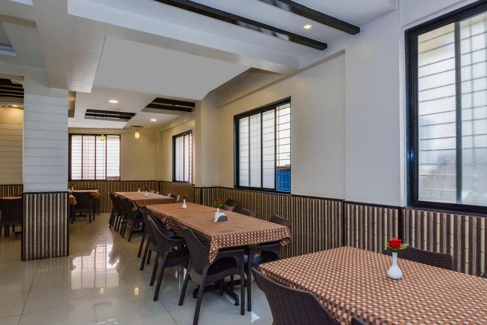 Treebo Trip Mahalaxmi Executive