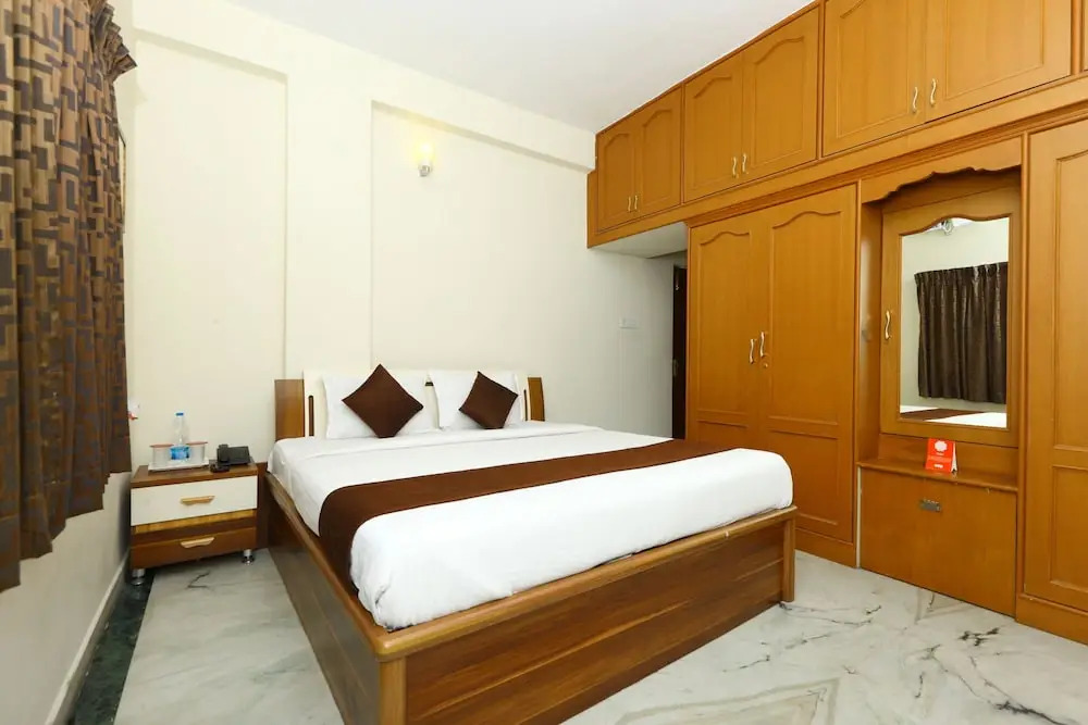Hotel Rich Residency