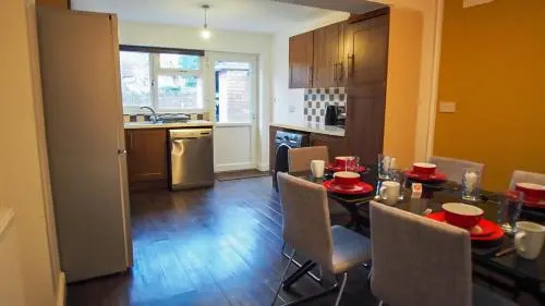 Ur City Pad - 4 bedrooms - 4 bathrooms - Somerset House