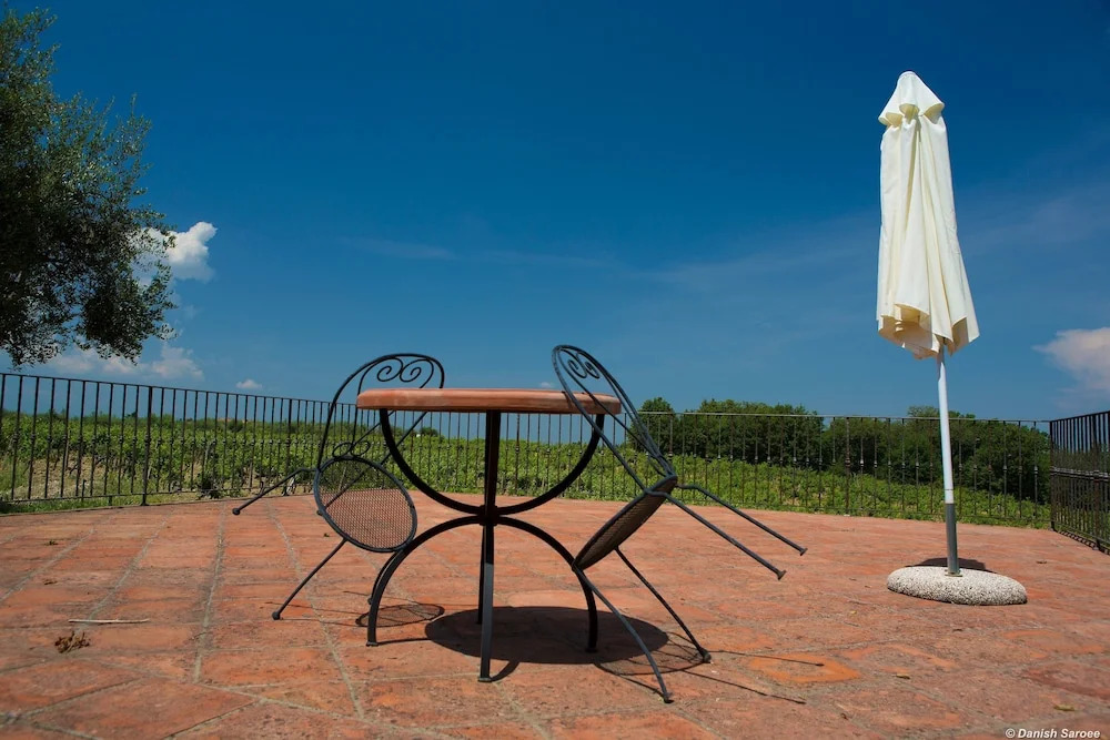 Agriturismo La Papessa - Fattoria Montecchio