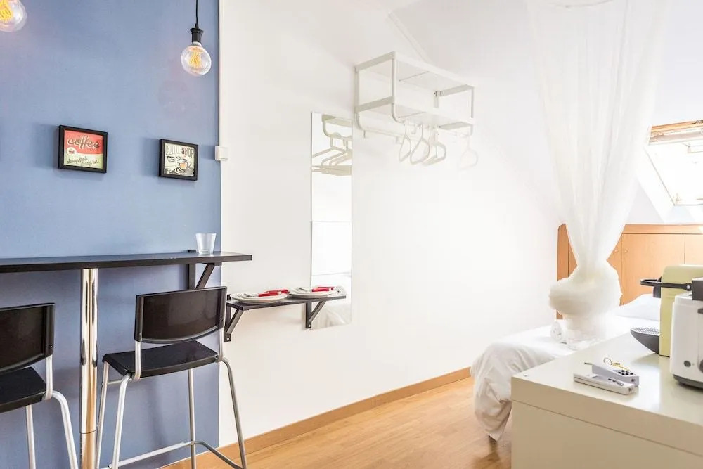 Happy Reception Boutique Hostel Bica