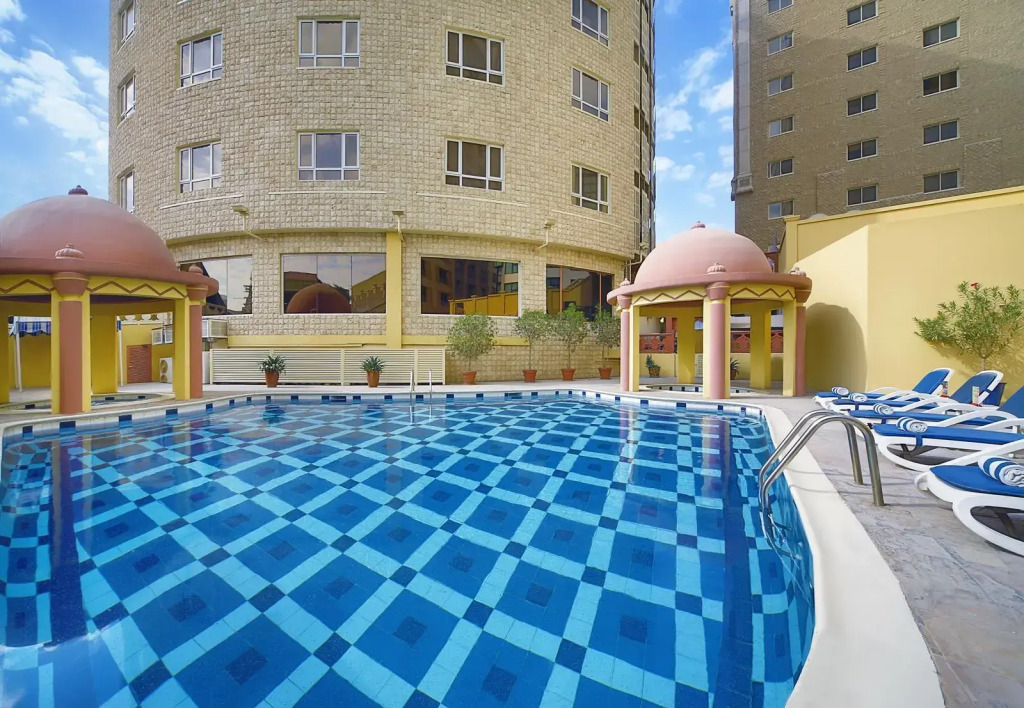 Al Safir Hotel