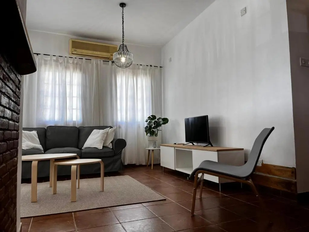 mhouse44
