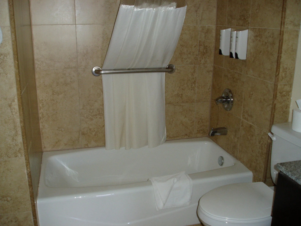 Rockview Inn and Suites - Morro Bay CA