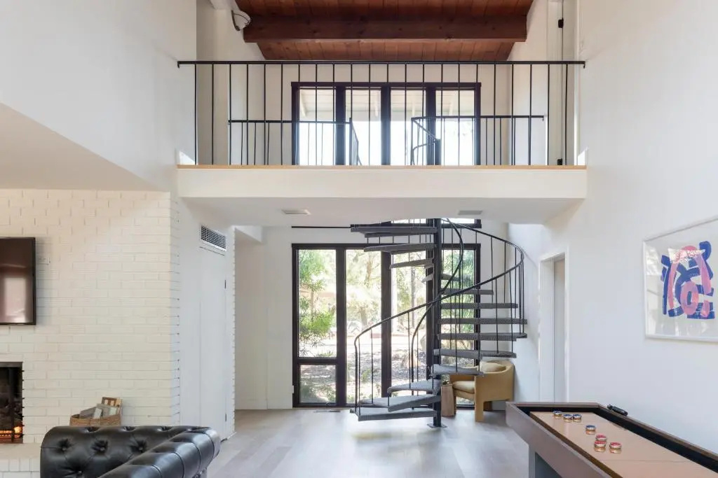 Mataro by Avantstay Large & Elegant Home in Santa Rosa w/ Hot Tub & Games