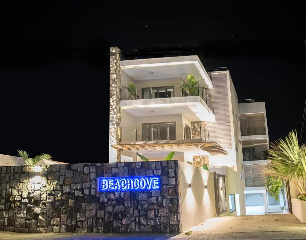 Beachcove No 6