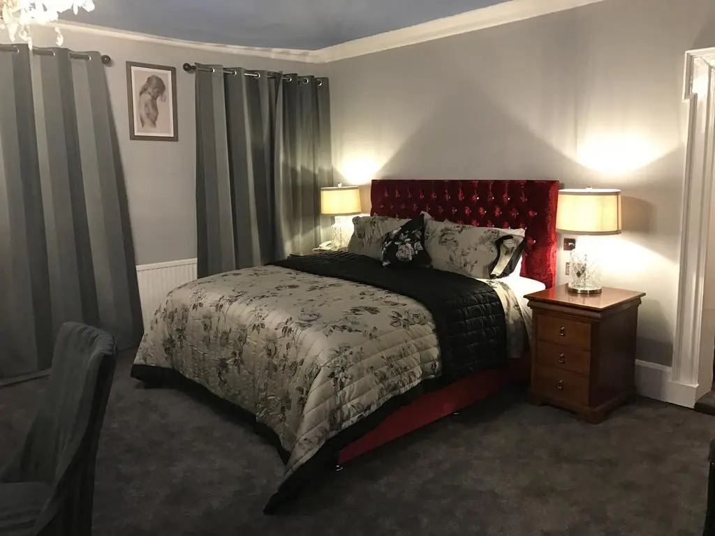 Castle Hotel