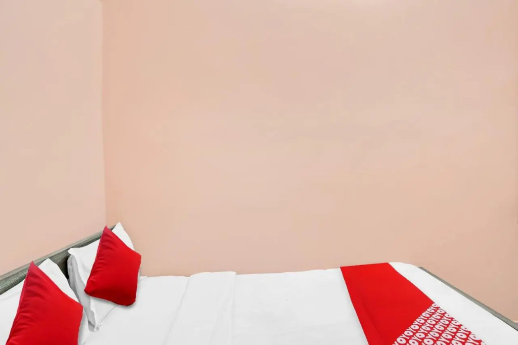 OYO Flagship 80598 Aditya Guest House