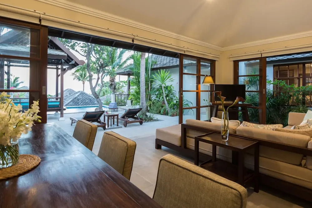 Aqua Vista 02 - 4BR Villa Near the Beach