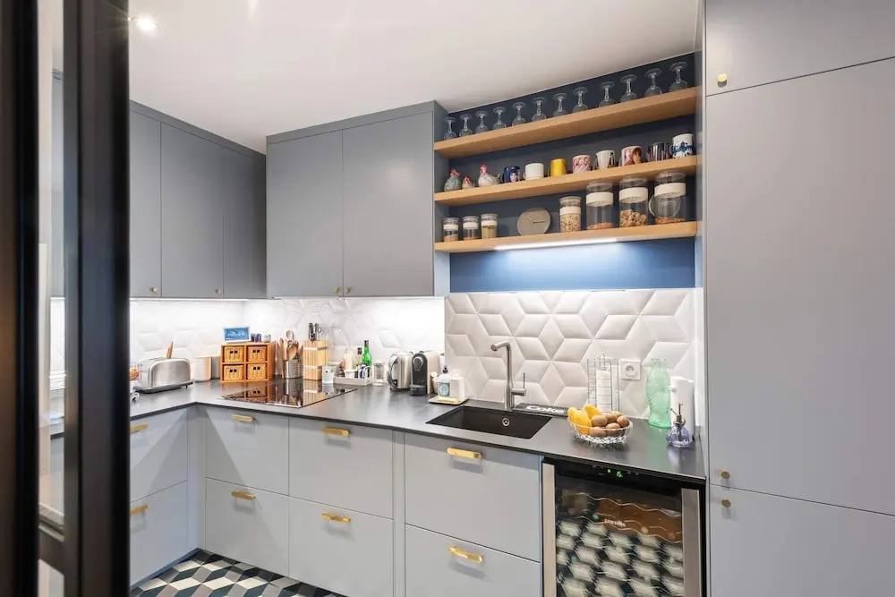 Beautiful Haussmannian Apartment Located in the North of the Marais - Noma