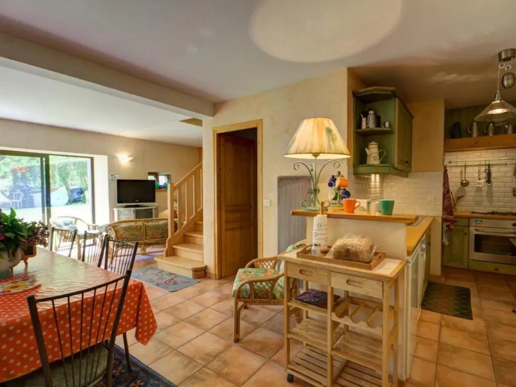 Gîte authentique 6 pers avec jardin à Marols - FR-1-496-1