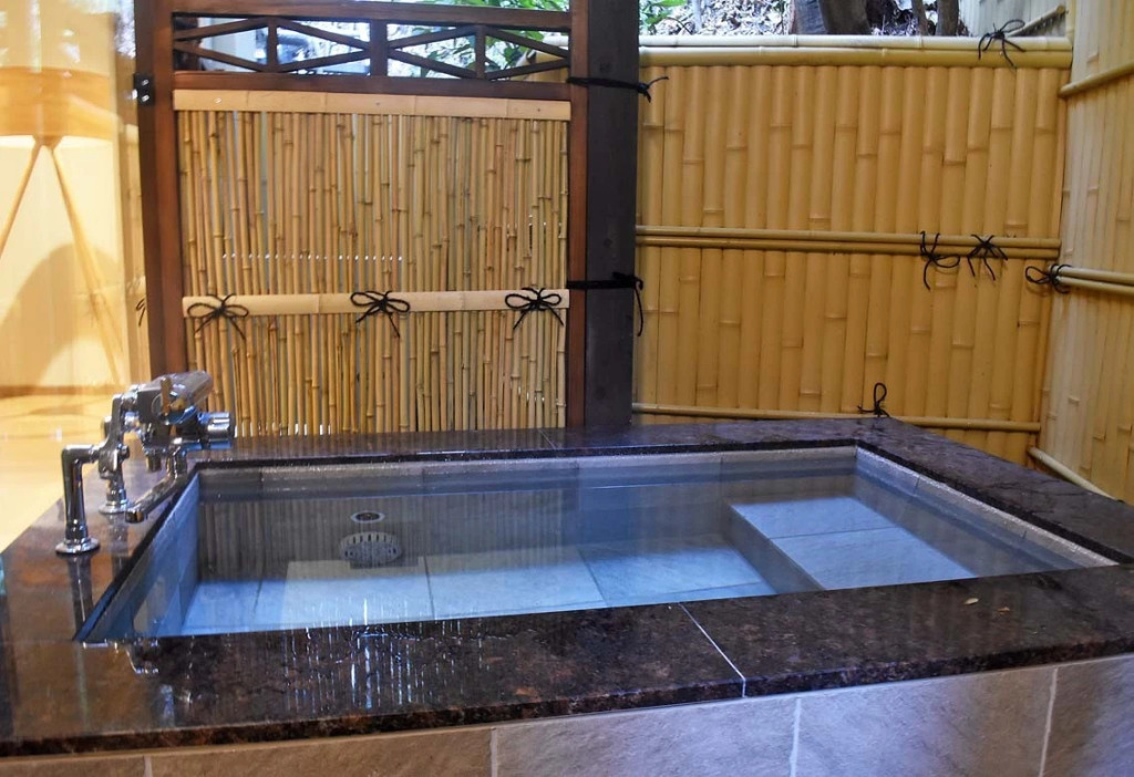 Kitashirakawa Natural Radium Onsen