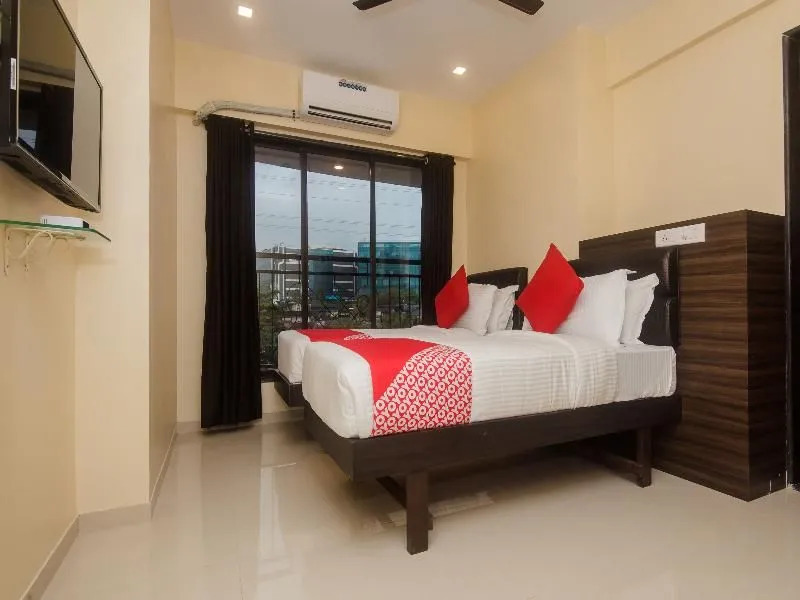 OYO 18309 Livinn Apartments