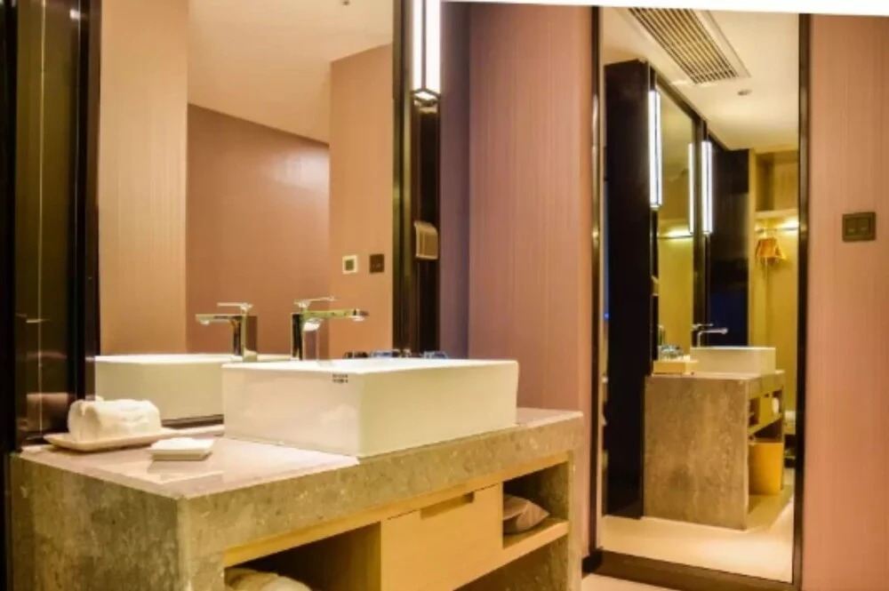 Echarm Hotel