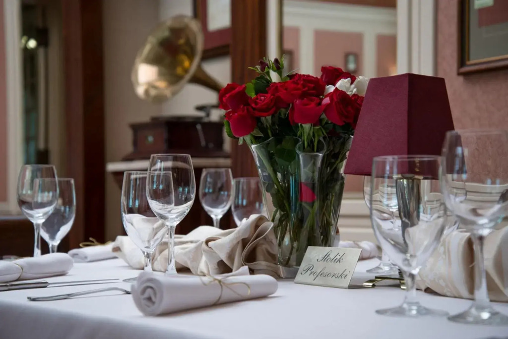 Grand Hotel