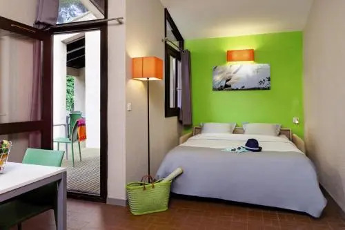 Holiday Parks 3 Stars La Colle-Sur-Loup