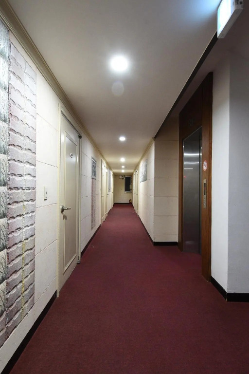 Sweet Hotel